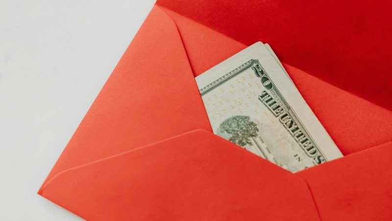 He Earns $28,000 a Year and Helps Cover His Parent’s Medicare. The 2026 Premium Hike Just Made It Harder